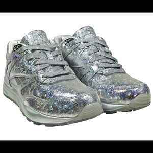 Reebok Women s Ventilator Rime Silver Size 7.5